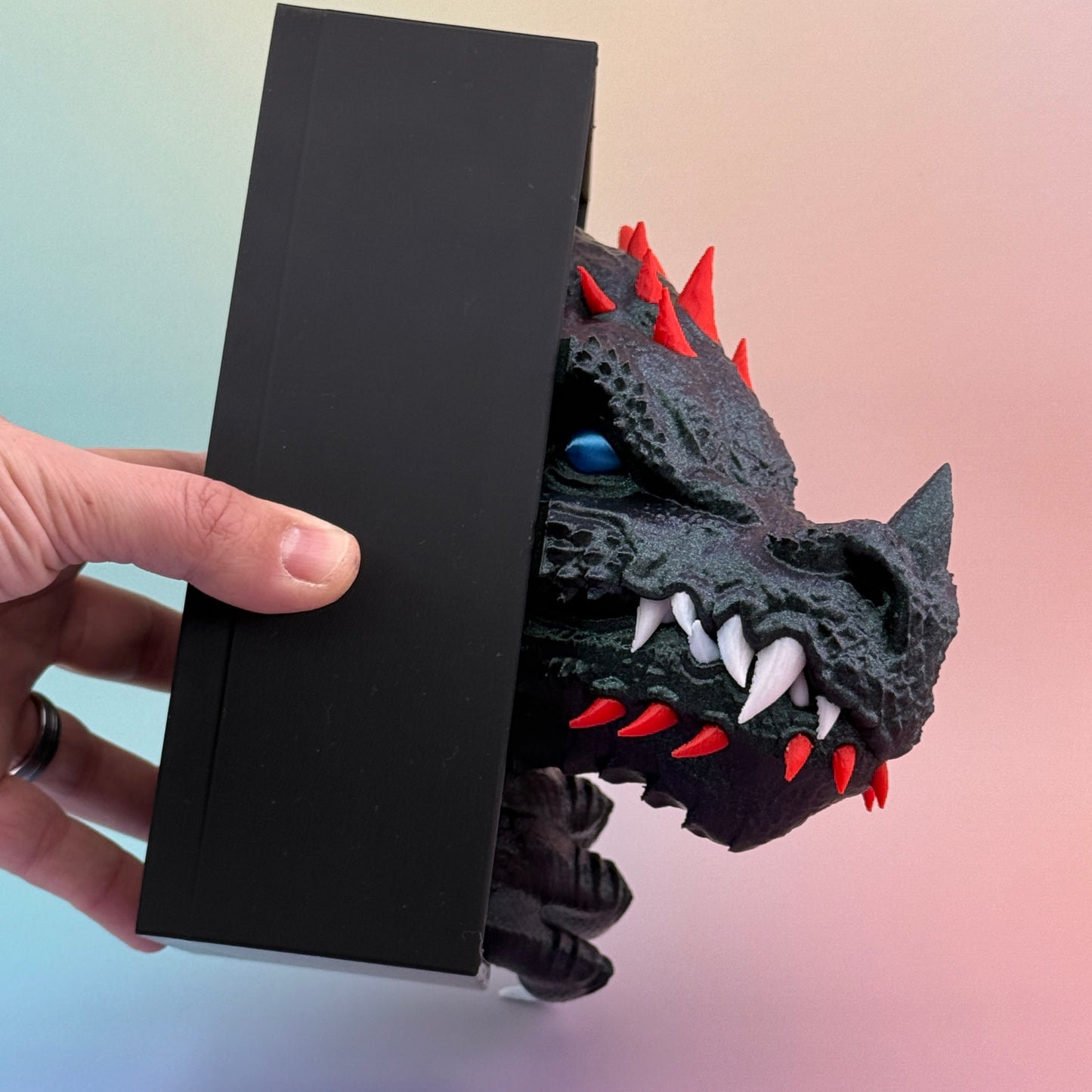 Dragon Book Nook – Enchanted 3D Printed Fantasy Bookshelf Insert