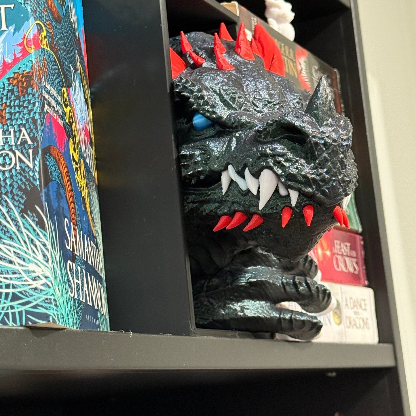 Dragon Book Nook – Enchanted 3D Printed Fantasy Bookshelf Insert