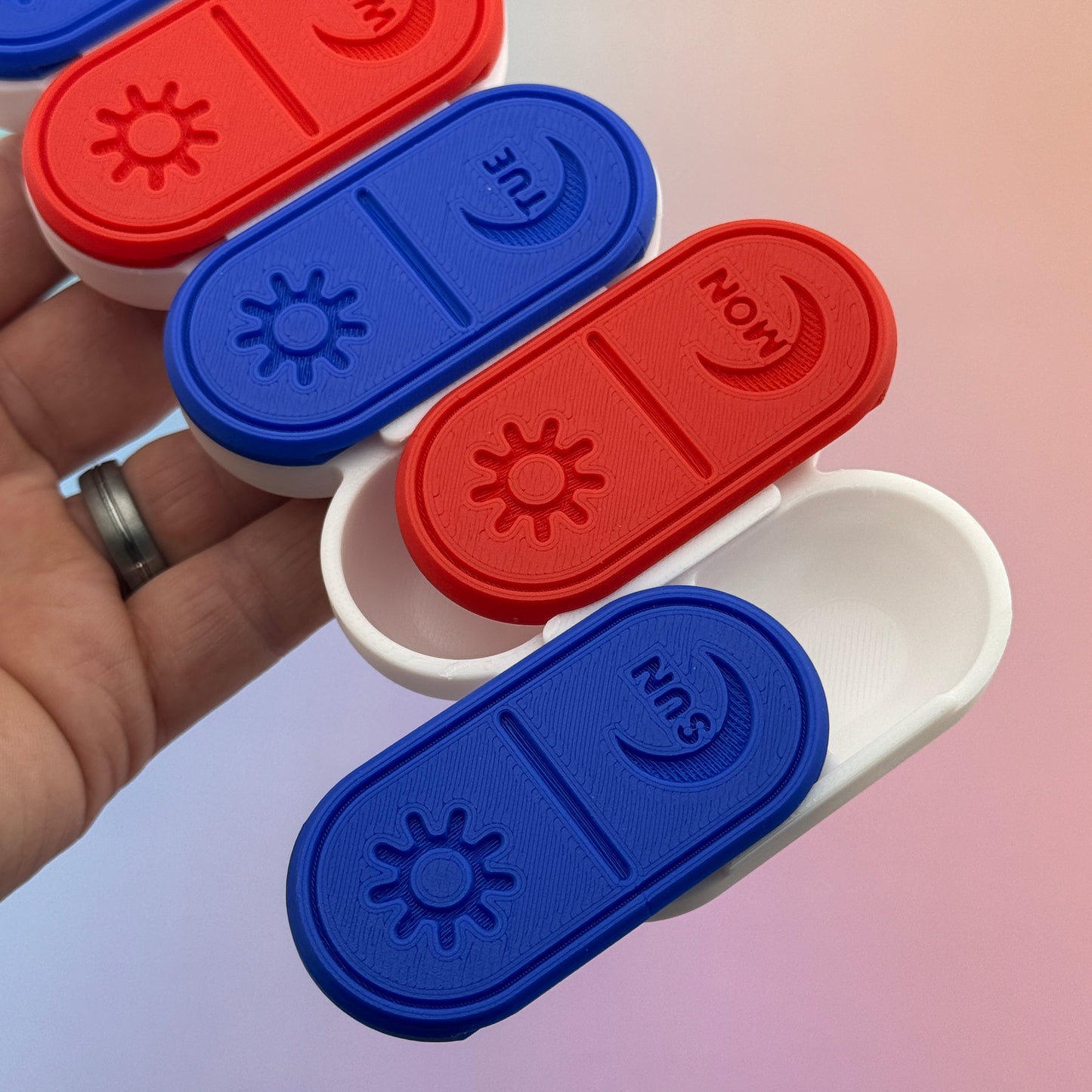 7-Day AM/PM Pill Organizer β Red, White & Blue 3D Printed Case